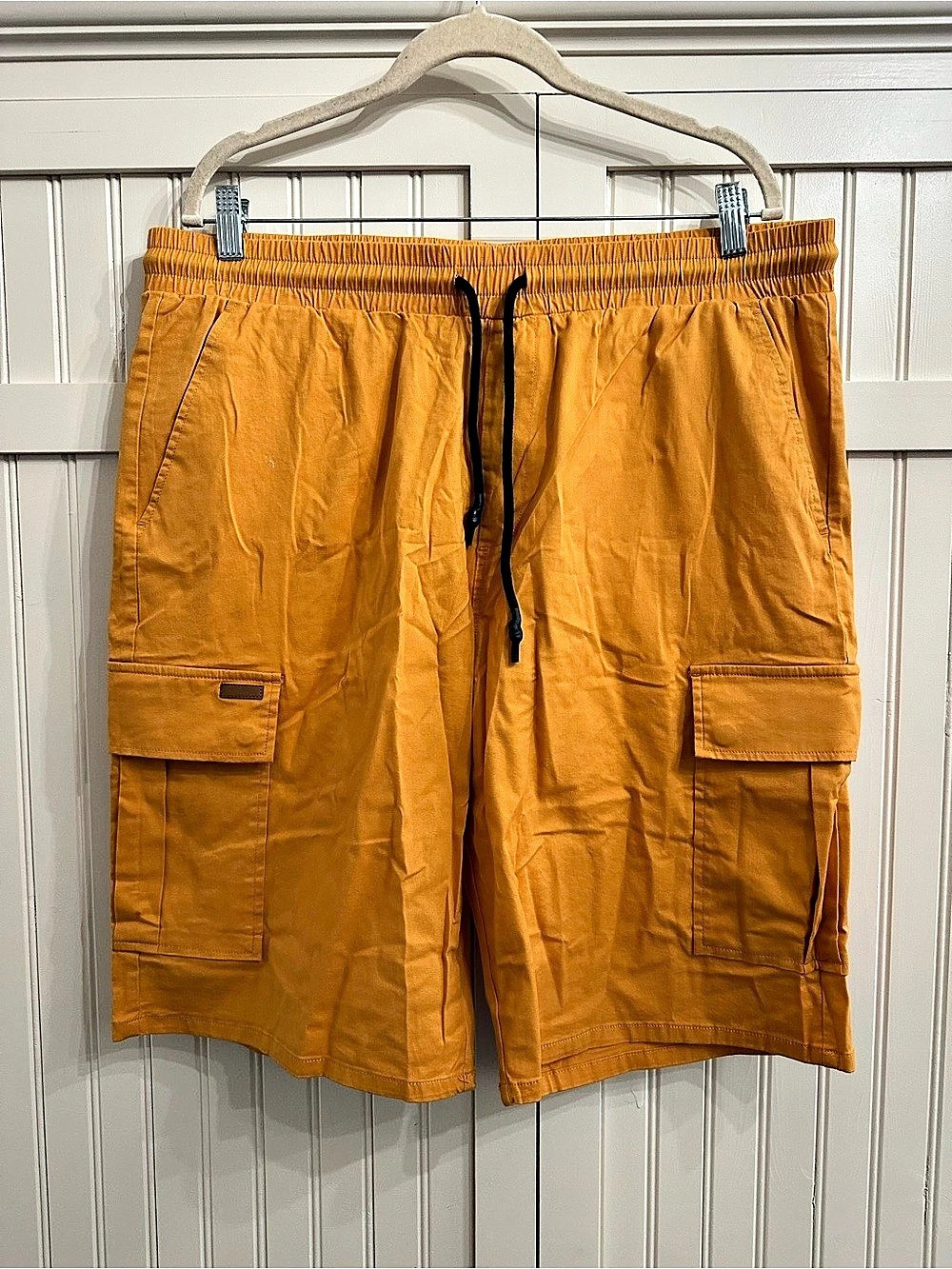 JMIERR Men's Cargo Shorts in Orange Size 40